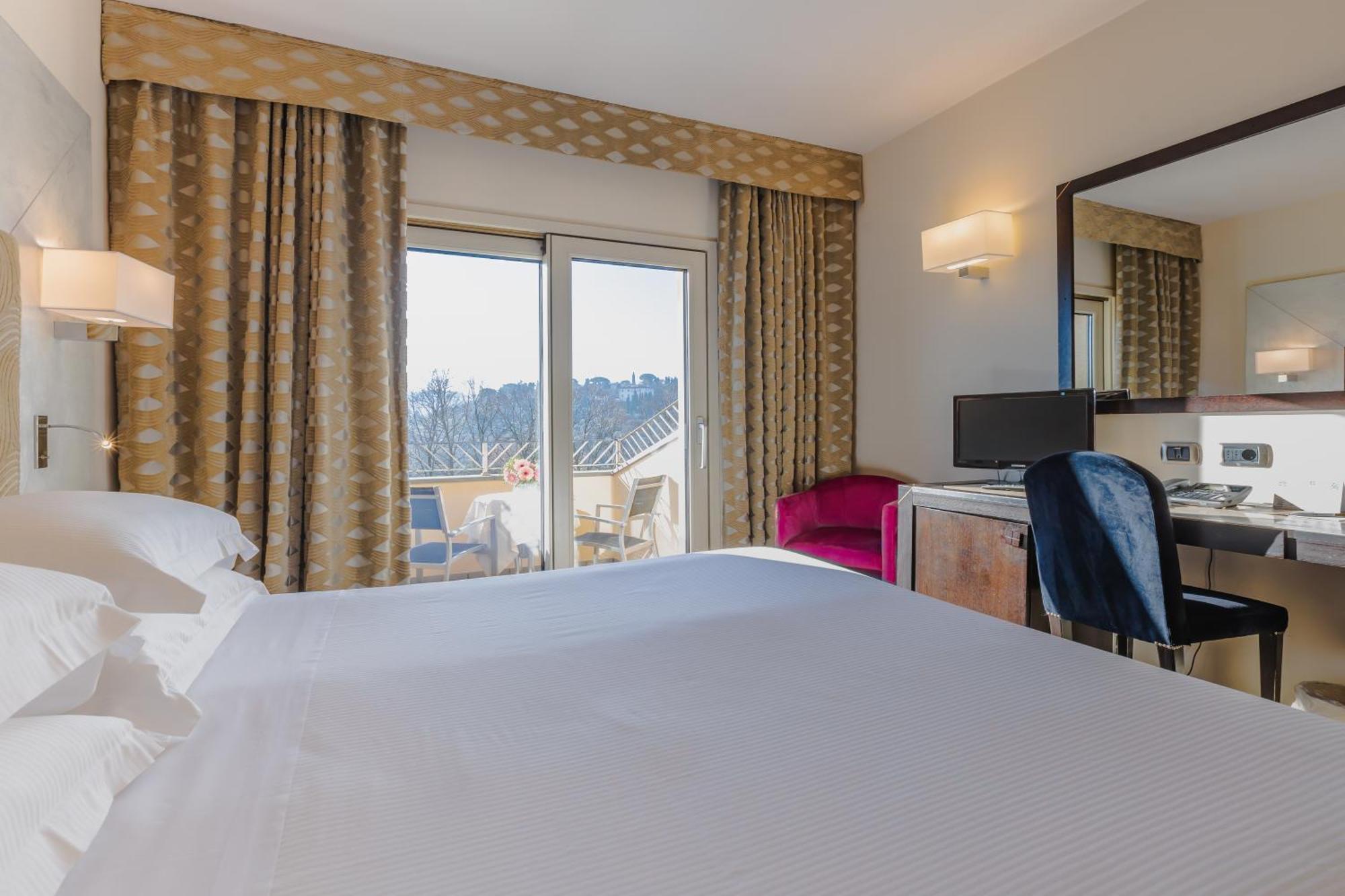 Fh55 Grand Hotel Mediterraneo Firenze Bagian luar foto